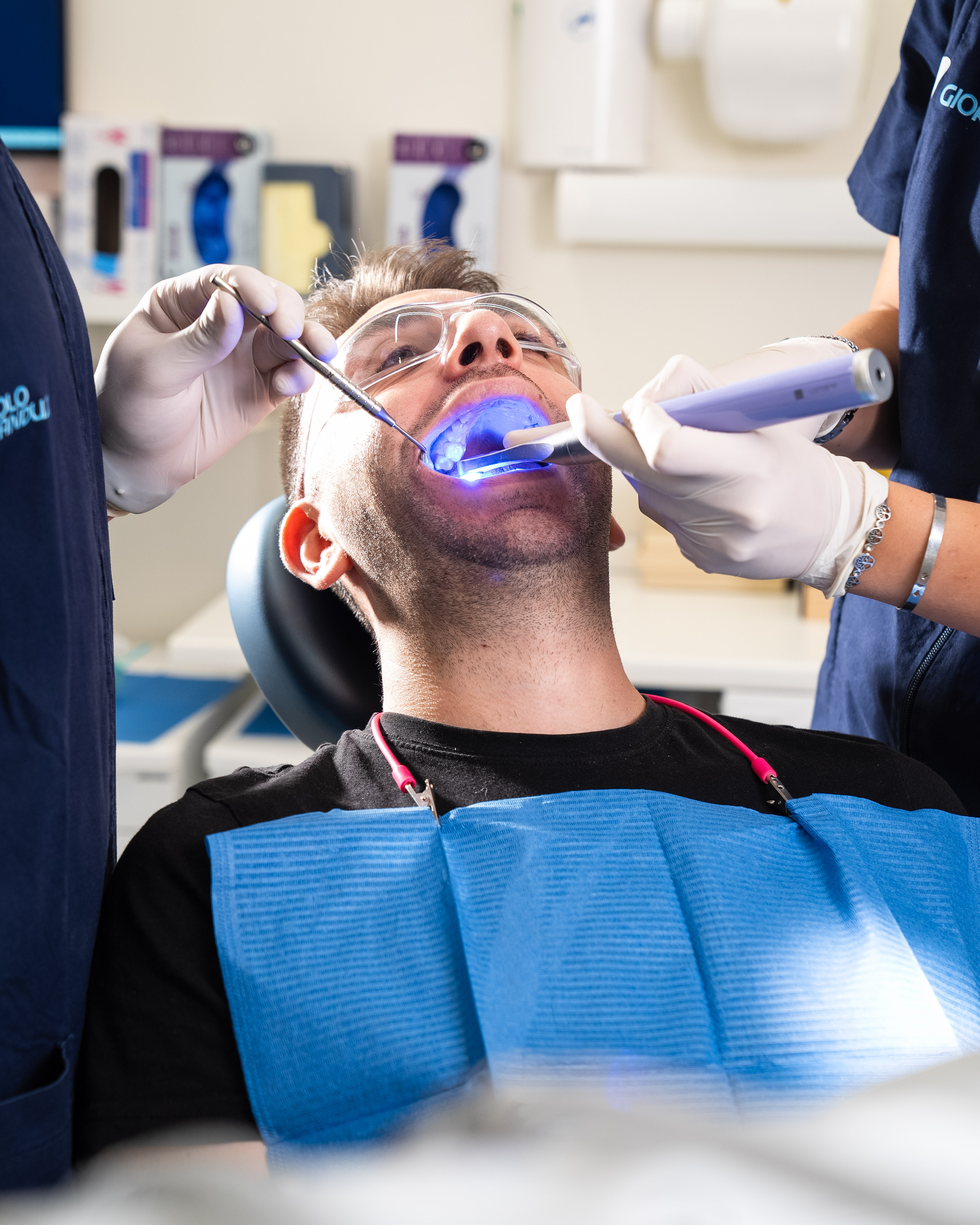 Applicazione tooth gem TopDental Torino
